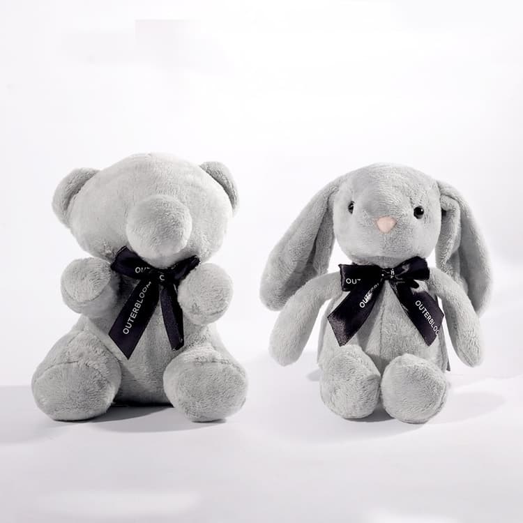 Beanie and Butarro sitting together.